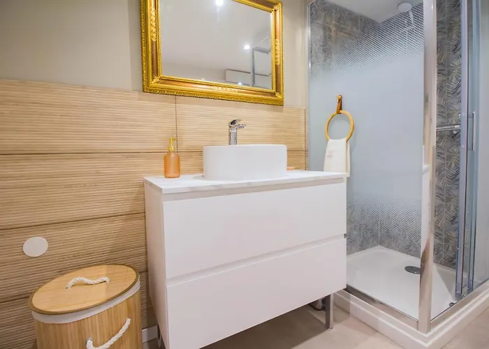 Elegante Escale A Апартаменты *